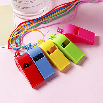 Silbatos Plasticos - 1